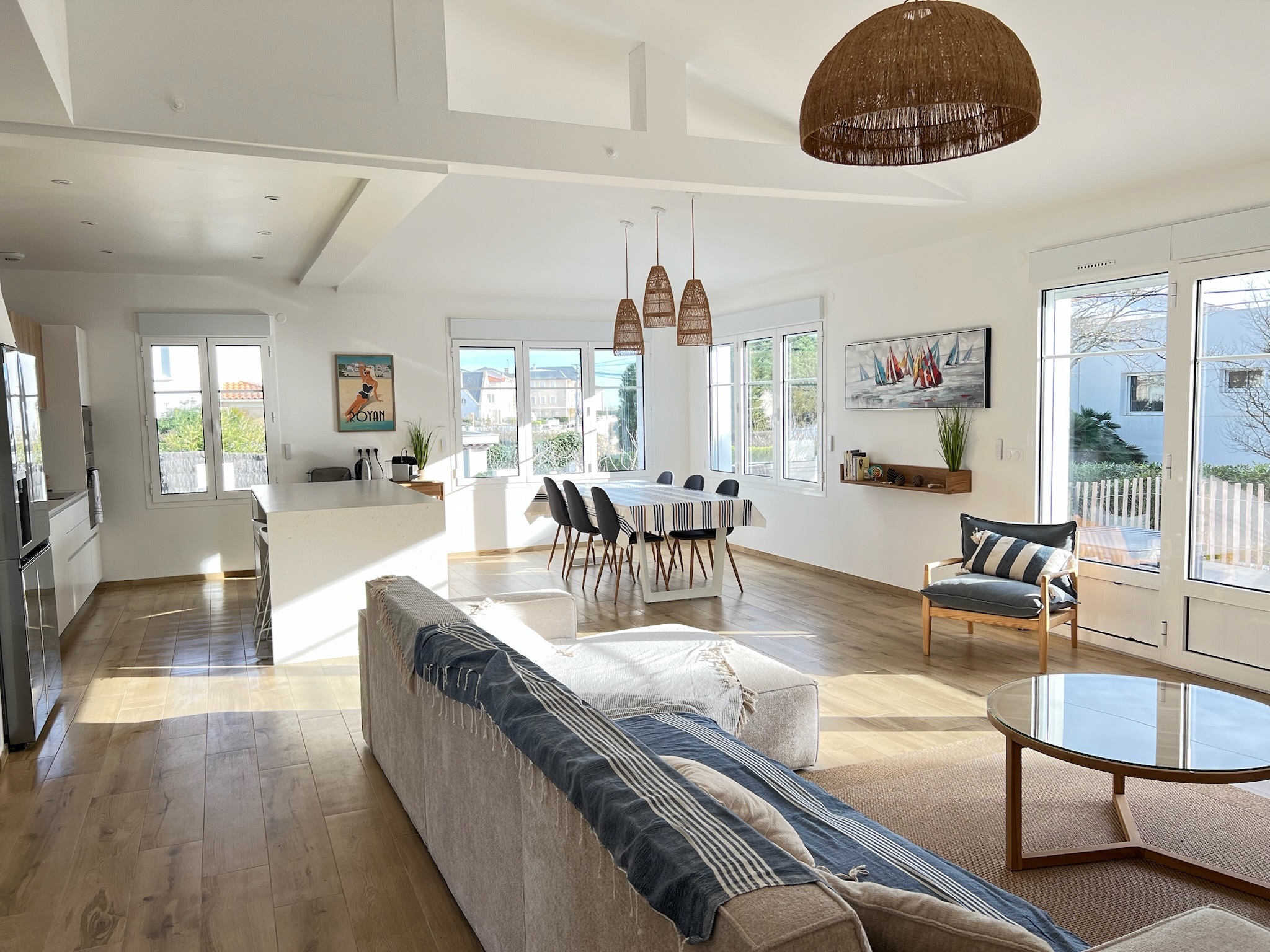 Espace jour villa en bord de mer Royan 10 personnes